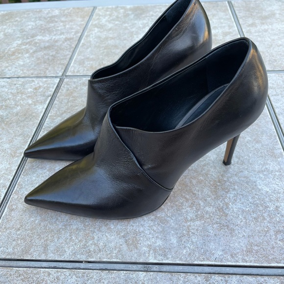 Ann Mashburn black leather shoes size 37
